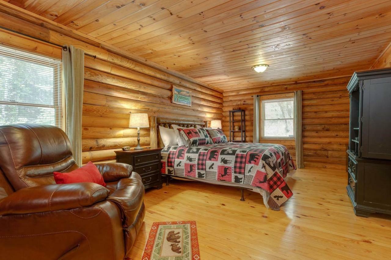 Вілла Log Cabin! 1Mile From The Action! Private Lane! Hot Tub! Pool Table! Піджен-Фордж Екстер'єр фото
