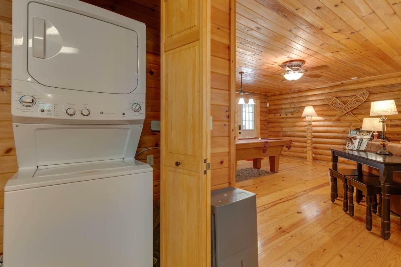 Вілла Log Cabin! 1Mile From The Action! Private Lane! Hot Tub! Pool Table! Піджен-Фордж Екстер'єр фото